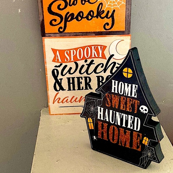 HP Brand NWT Home Sweet Haunted Home Shaped Table Top/Ledge Halloween Decor Sign - Picture 5 of 8